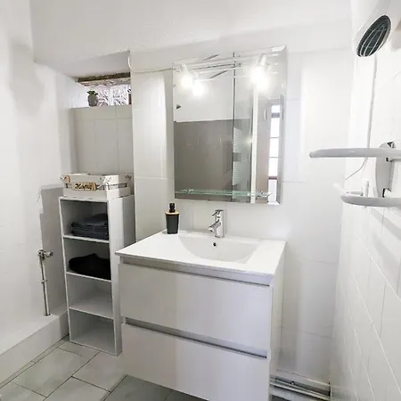 Le Saint Jean Cosy Et Confort Classe 3 Etoiles Villefranche-de-Conflent