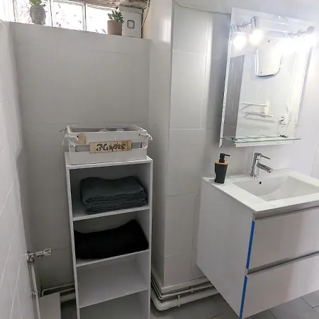 Le Saint Jean Cosy Et Confort Classe 3 Etoiles Villefranche-de-Conflent